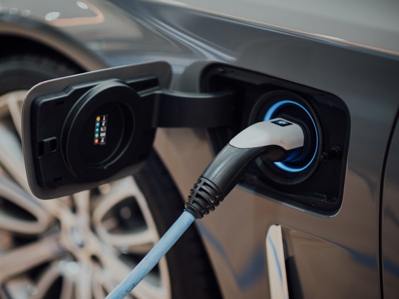 Borne de recharge IRVE installée à Quintin
